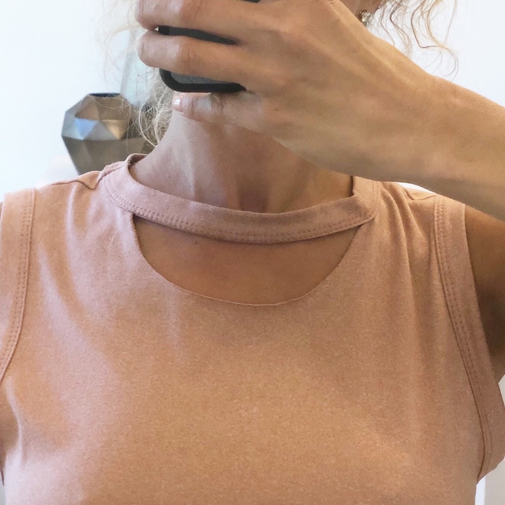 🟡 SALE! CALABASAS Sleeveless Jogger Dress - Picture 8 of 10